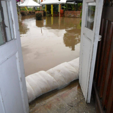 FLOODSAX ABSORBENT FLOOD BAG (5 PCE)